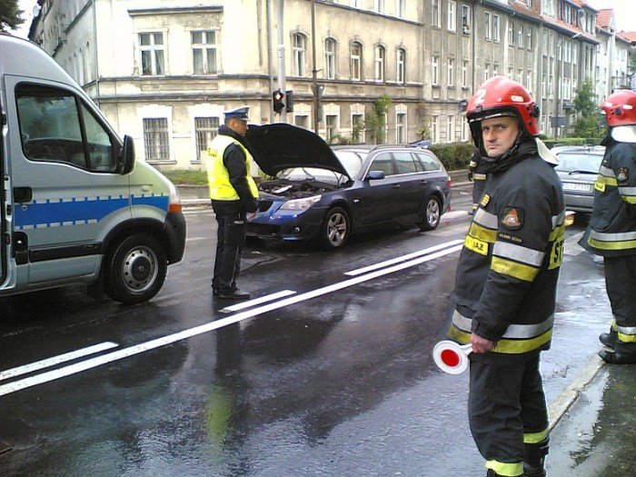 pogoda-nie-sprzyjaa-kierowcom-stuczki-w-deszczu-34817