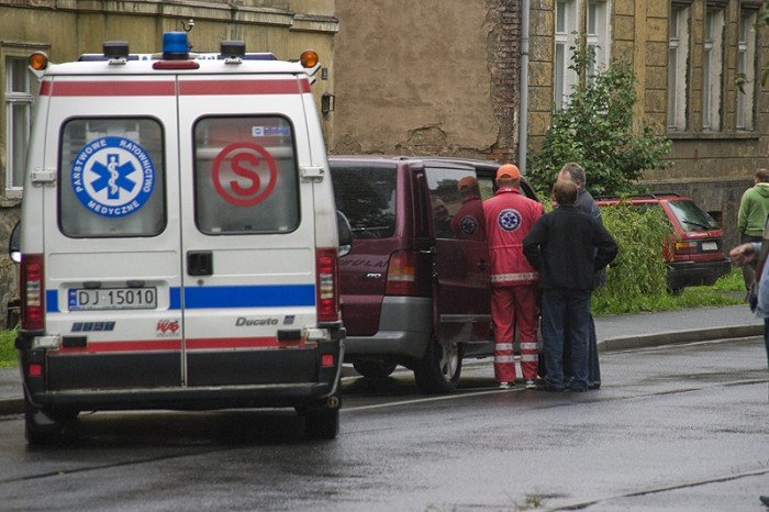 pogoda-nie-sprzyjaa-kierowcom-stuczki-w-deszczu-34817