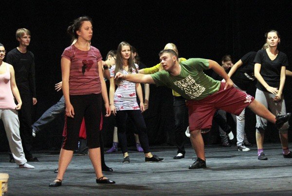 wystartowaa-iv-edycja-lata-w-teatrze-tuwim-do-szescianu-34827
