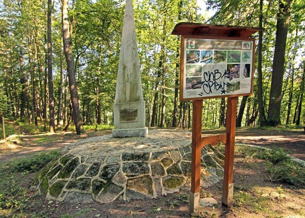 inwazyjni-wandale-na-wzgorzu-kosciuszki-34877
