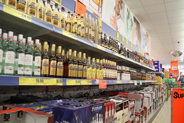 alkohol-atwiej-dostepny-w-marketach-i-pociagach-34890