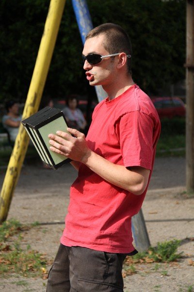 skok-w-blok-ucieczka-w-swiat-sztuki-i-teatru-34965
