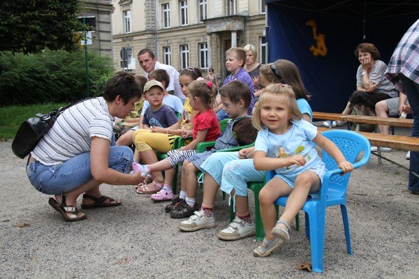 skok-w-blok-ucieczka-w-swiat-sztuki-i-teatru-34965