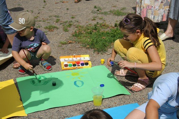 skok-w-blok-ucieczka-w-swiat-sztuki-i-teatru-34965