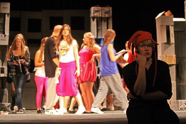 lato-w-teatrze-nie-przegap-pokazow-medioracji-35023