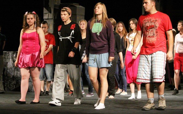 lato-w-teatrze-nie-przegap-pokazow-medioracji-35023