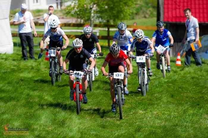 Zdjęcie z drugiej edycji AZS MTB Cup 2011 w Przesiece
