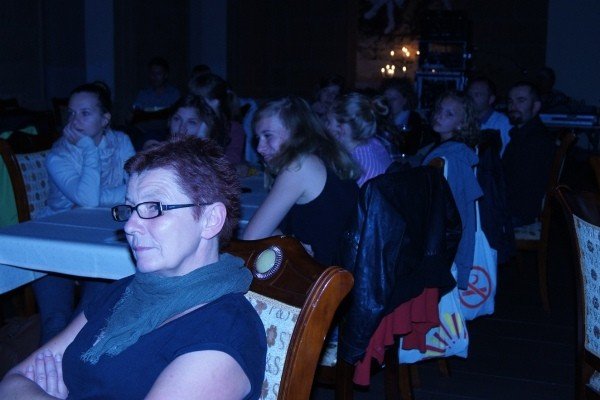 zapaki-rozpaliy-publike-po-wystepie-w-oriencie-35110