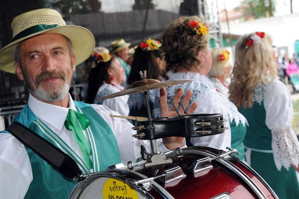 izerska-gala-folkloru-w-mirsku-pod-szczesliwa-trzynastka-35164