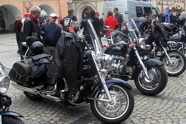 doktorzy-na-motorach-rajd-recepta-na-stres-35219