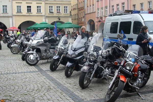 doktorzy-na-motorach-rajd-recepta-na-stres-35219