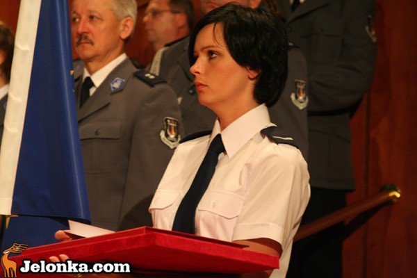 po-swiecie-policji-stu-policjantow-nagrodzonych-i-odznaczonych-35252