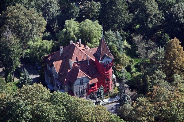 zameczek-miastu-przekazany-dla-odk-35301