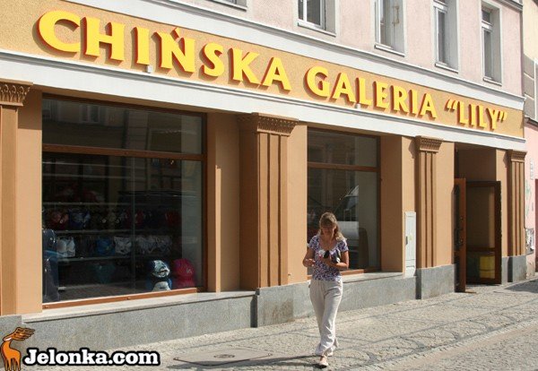 galeria-chinska-w-byym-kinie-marysienka-od-dzis-otwarta-35336