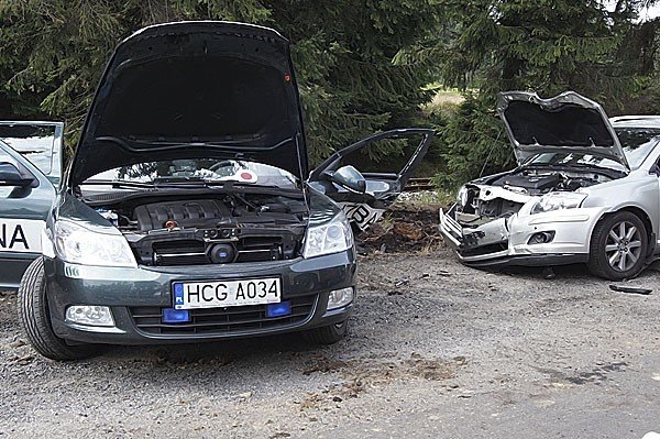 wypadek-w-jakuszycach-funkcjonariusze-s-c-w-ciezkim-stanie-35340