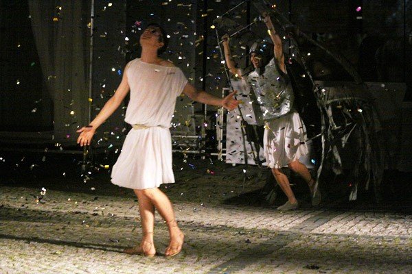 start-festiwalu-teatrow-wedrujacych-cyrk-i-refleksja-na-poczatek-35365