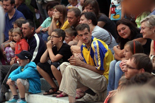 start-festiwalu-teatrow-wedrujacych-cyrk-i-refleksja-na-poczatek-35365