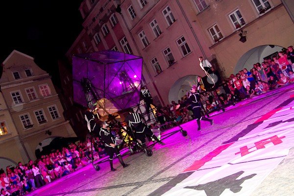 kalejdoskop-obrazow-swiate-i-dzwiekow-sobotni-wieczor-teatralny-35384