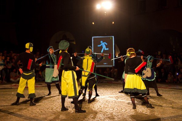kalejdoskop-obrazow-swiate-i-dzwiekow-sobotni-wieczor-teatralny-35384
