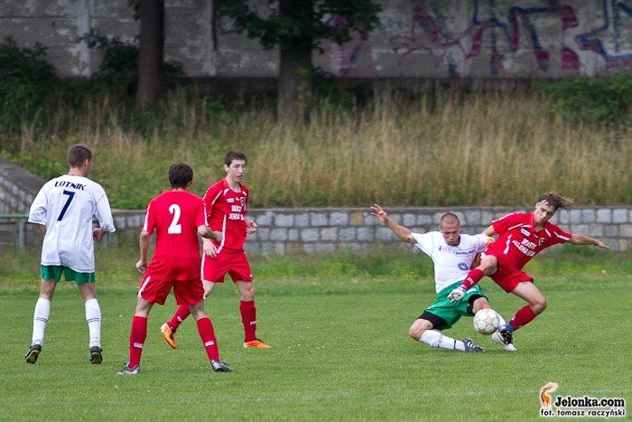 sensacja-na-zotniczej-juniorzy-karkonoszy-pokonali-lotnika-foto-35385