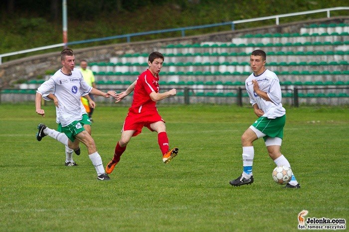 sensacja-na-zotniczej-juniorzy-karkonoszy-pokonali-lotnika-foto-35385