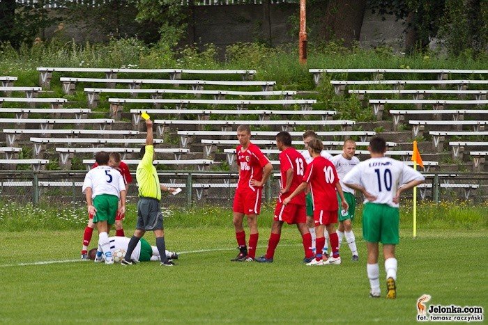 sensacja-na-zotniczej-juniorzy-karkonoszy-pokonali-lotnika-foto-35385