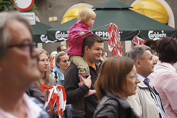 o-osmej-na-arce-a-potem-kolejna-inwazja-trzeci-dzien-festiwalu-teatrow-35387