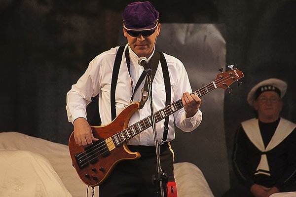 o-osmej-na-arce-a-potem-kolejna-inwazja-trzeci-dzien-festiwalu-teatrow-35387