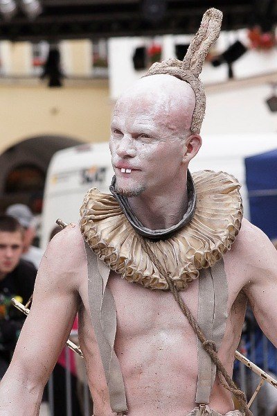 niezwyky-ogrod-zachwyci-publike-teatry-na-finiszu-35402
