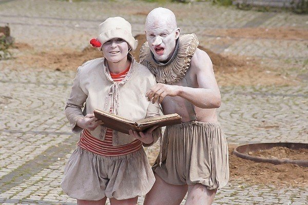 niezwyky-ogrod-zachwyci-publike-teatry-na-finiszu-35402