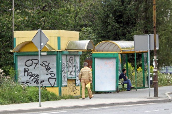 pustoszeja-kioski-na-ulicach-miasta-35428