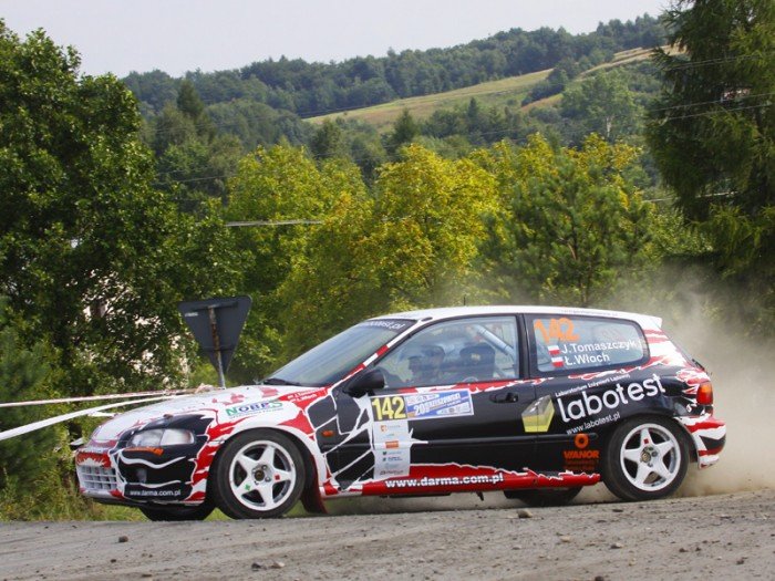 rajd-rzeszowski-wypadli-z-drogi-foto-video-35452