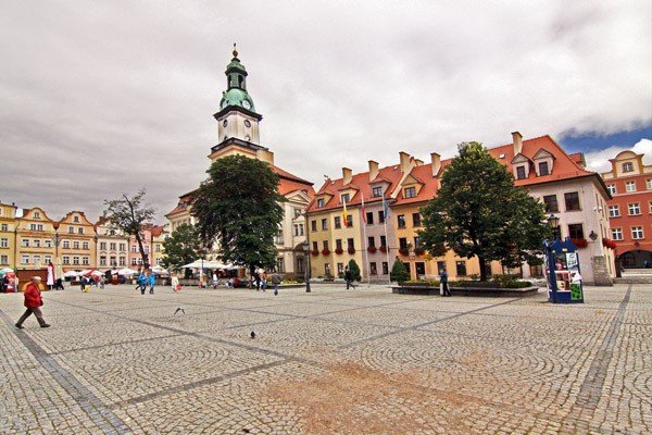 brudy-na-placu-ratuszowym-35460