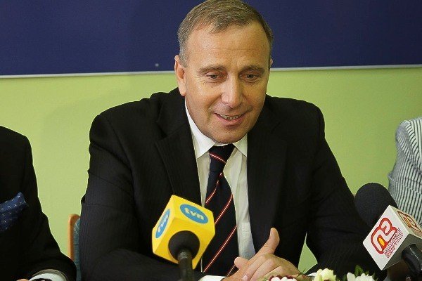 oficjaom-stao-sie-zadosc-po-konferencji-w-biurze-po-35469