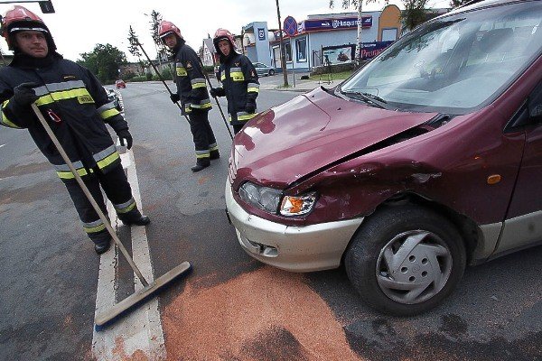 wypadek-przy-husqvarnie-bo-nie-ustapi-pierwszenstwa-35473