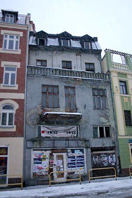 miasto-sie-sypie-3548