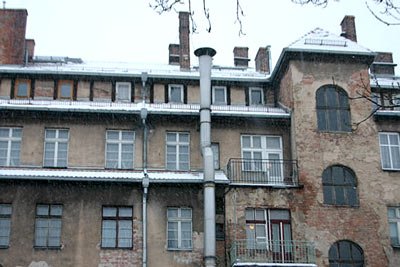 miasto-sie-sypie-3548