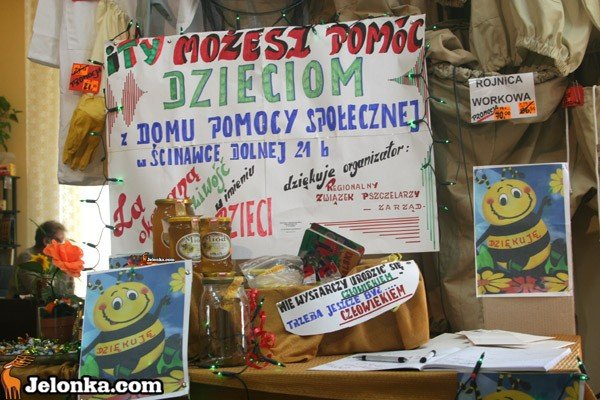 pszczelarze-w-darze-potrzebujacym-dzieciom-35490