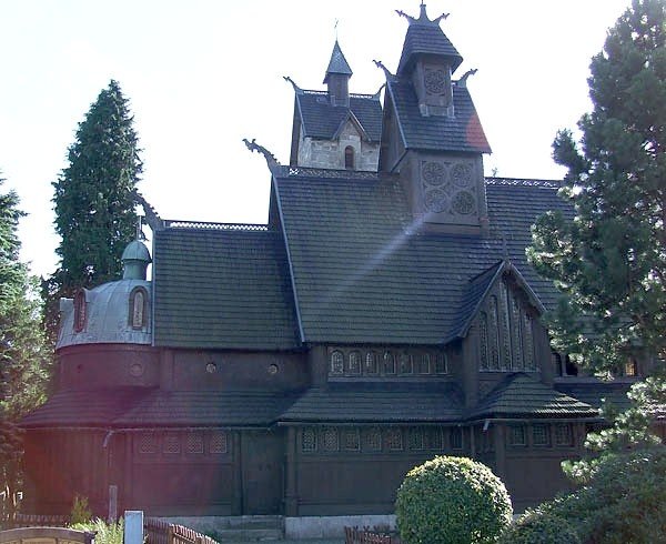 koscio-wang-w-czoowce-najpiekniejszych-miejsc-kultu-religijnego-w-polsce-35506