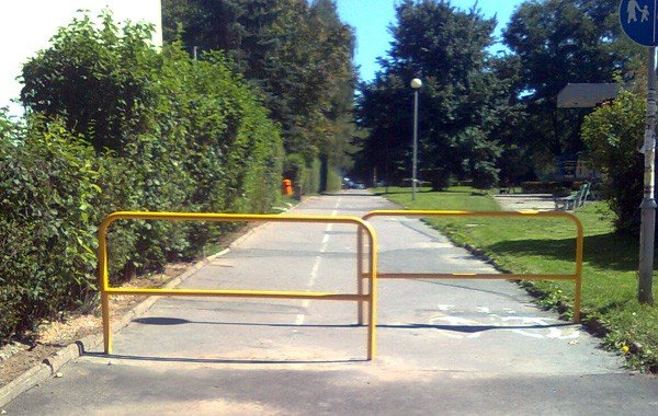 bariera-nie-tylko-dla-rowerzystow-dla-bezpieczenstwa-35608