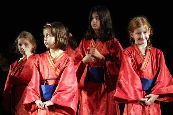 japonia-za-kurtyna-jutro-pokaz-w-teatrze-zdrojowym-35707
