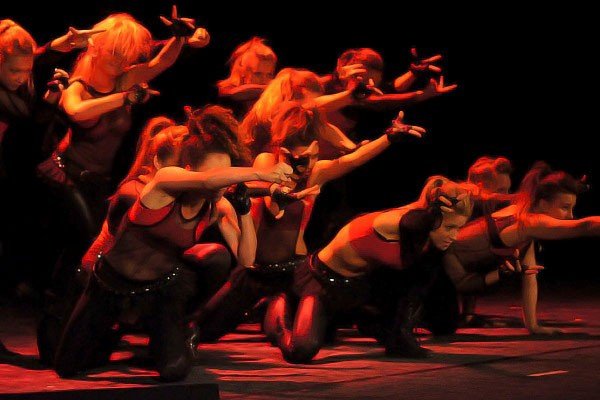 wybuchowa-bomba-artysnicka-po-festiwalu-w-teatrze-im-norwida-35716