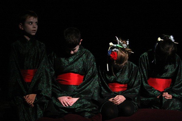 powiao-japonia-burza-braw-na-scenie-teatru-zdrojowego-35719