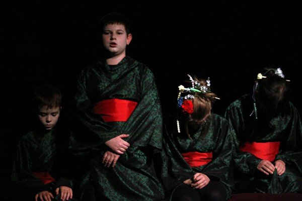 powiao-japonia-burza-braw-na-scenie-teatru-zdrojowego-35719