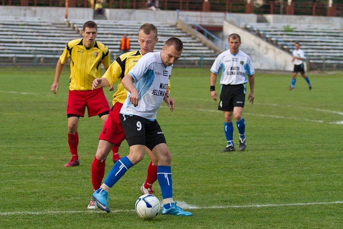karkonosze-kontunuuja-passe-zwyciestw-u-siebie-foto-35777