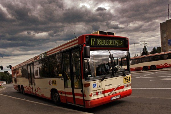rozkadowa-rewolucja-autobusy-przestana-wozic-powietrze-35781