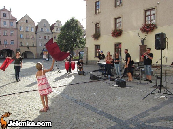 wielbili-boga-muzyka-i-spiewem-35852