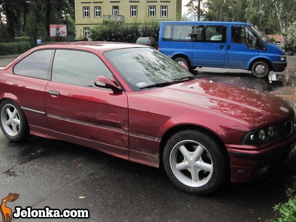 potrojna-stuczka-przed-czerwonym-swiatem-35935