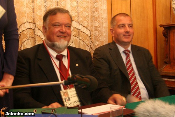 rafa-dutkiewicz-w-jeleniej-gorze-z-poparciem-dla-zbigniewa-adzinskiego-video-35997