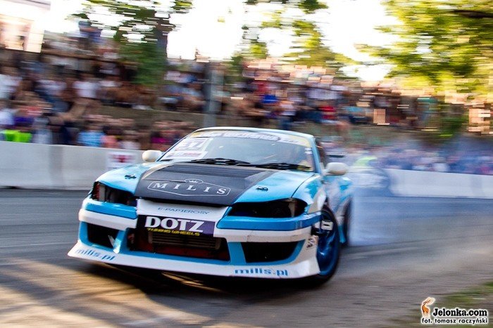 fotorelacja-z-drugiego-dnia-driftingowych-mistrzostw-polski-36000